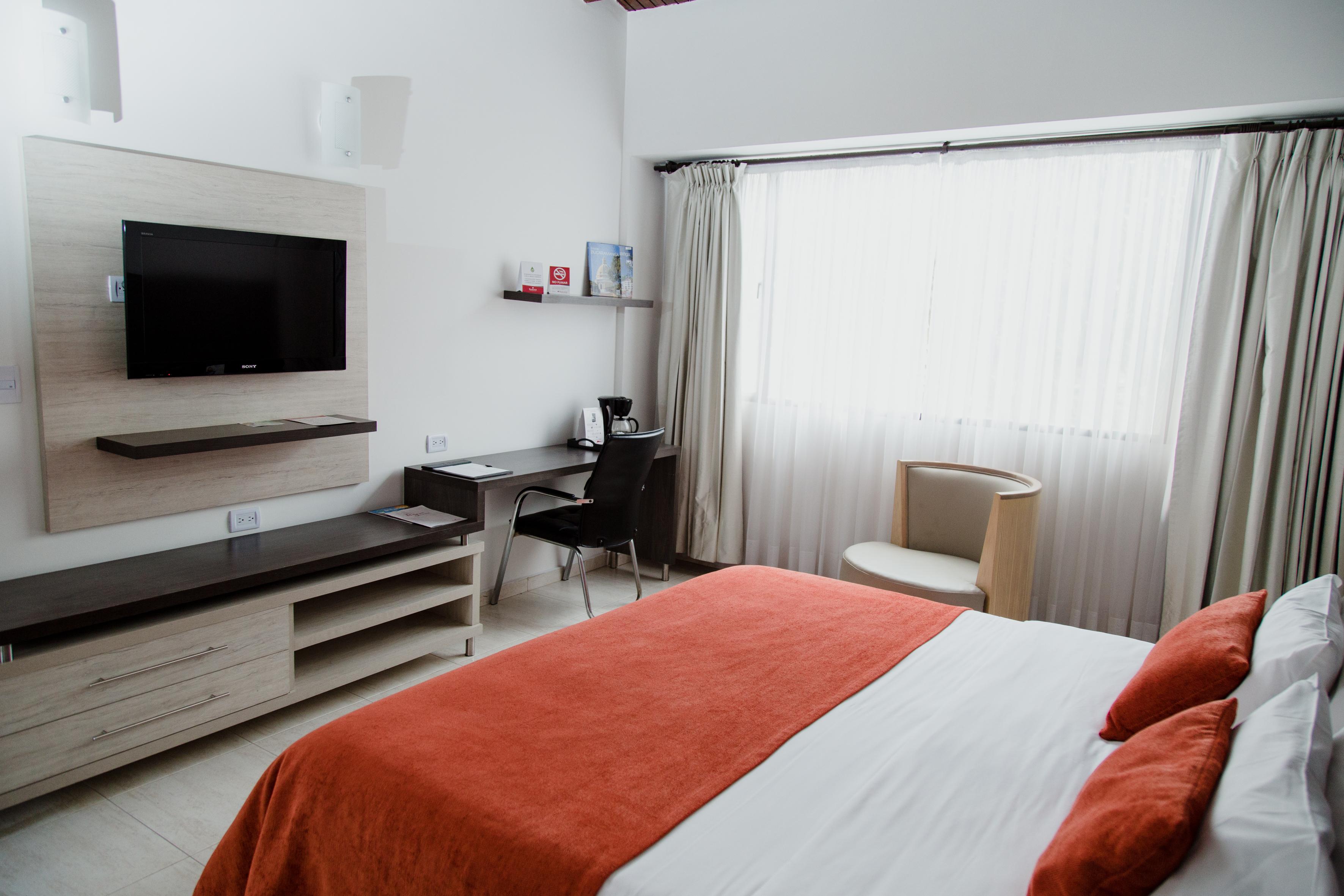 Hotel San Juan Internacional Girón 外观 照片