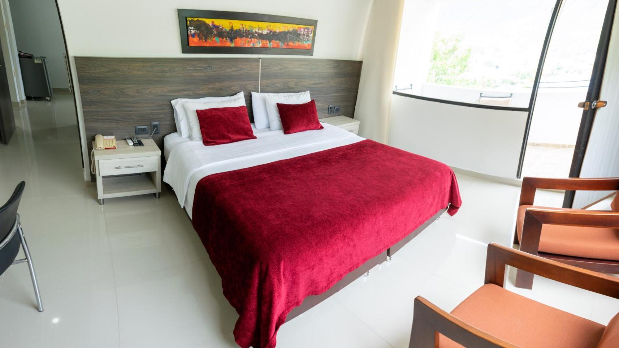 Hotel San Juan Internacional Girón 外观 照片