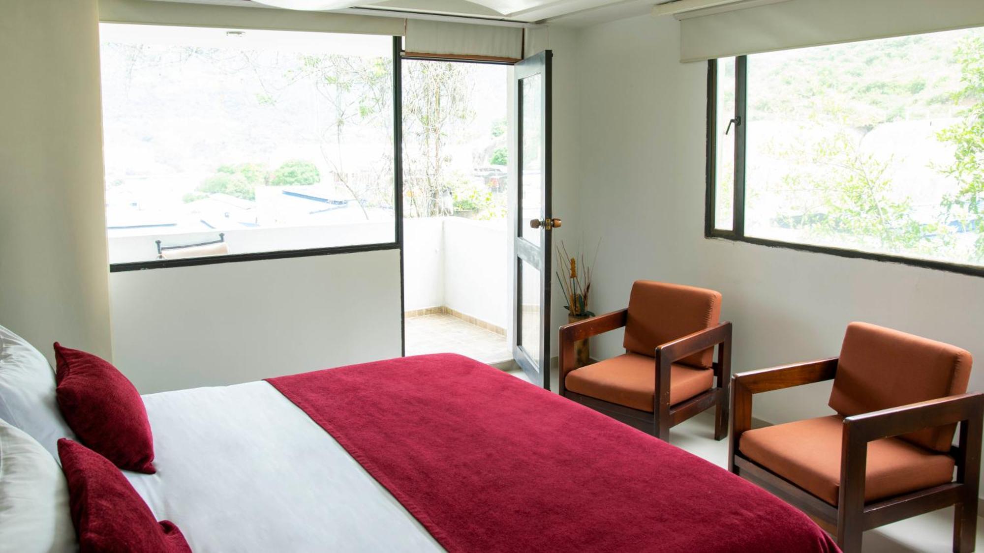 Hotel San Juan Internacional Girón 外观 照片