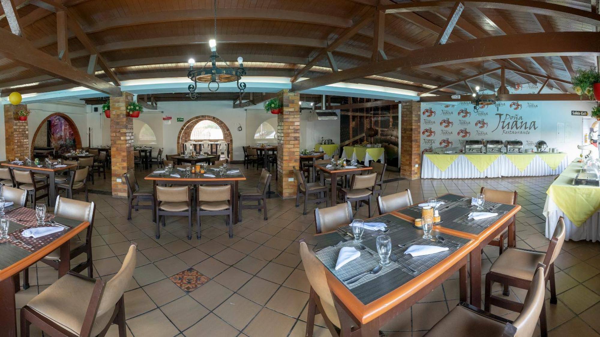 Hotel San Juan Internacional Girón 外观 照片