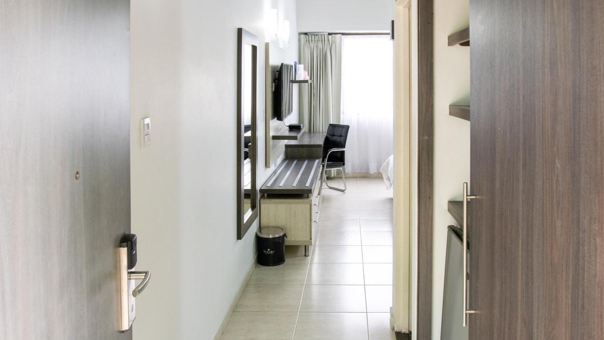 Hotel San Juan Internacional Girón 外观 照片